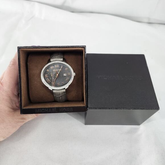 MICHAEL Kors Whitley Grey Dial Grey Leather Ladies Watch MK2427